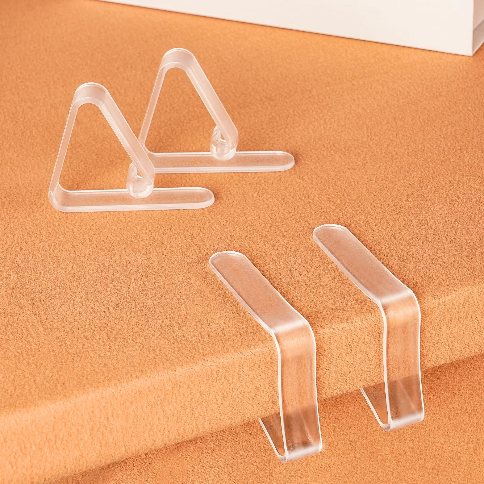 AUAUY 27pz Fermagli Tovaglia Plastica, Trasparenti Clip per Tovaglie da Picnic Ferma Tovaglia Plastica per Tabella Natale Casa Festa di per Interni ed Esterni Campeggio