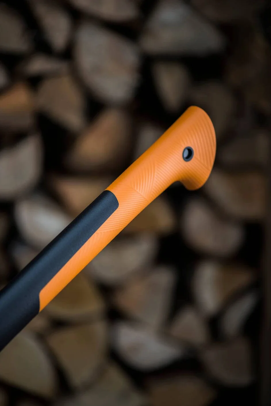 Fiskars Ascia da Taglio 35.5 cm Rivestimento Antiaderente Acciaio Plastica Fibra di Vetro Nero Arancione X7-XS