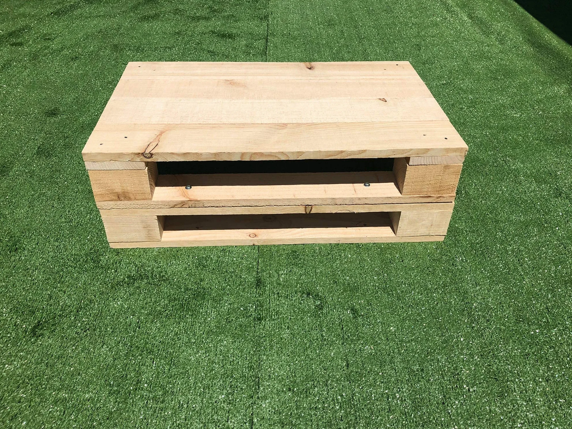 Tavolo da salotto con pallet nuovi, tavolo vintage, rustico