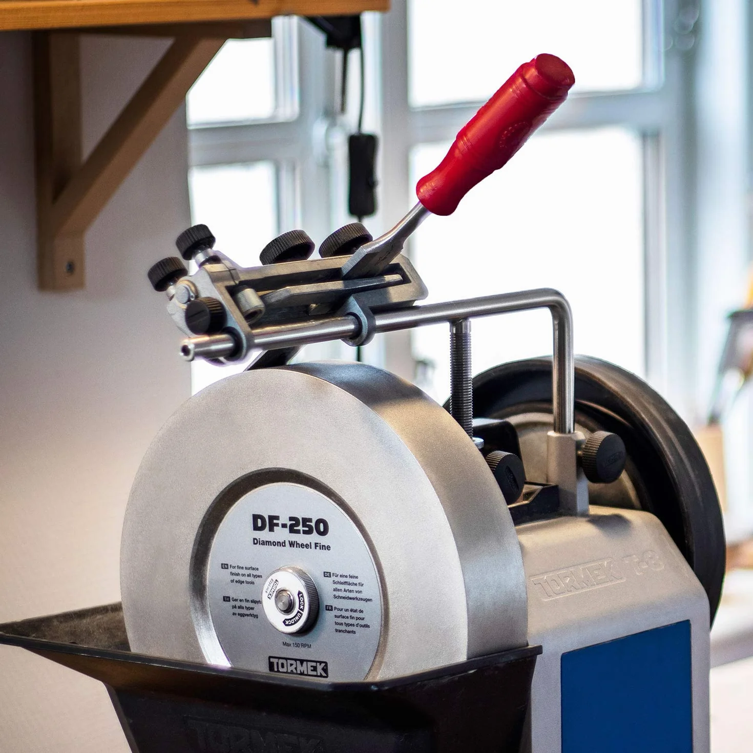 Tormek SE-77 - Levigatrice per taglio dritto, come ferri da stiro