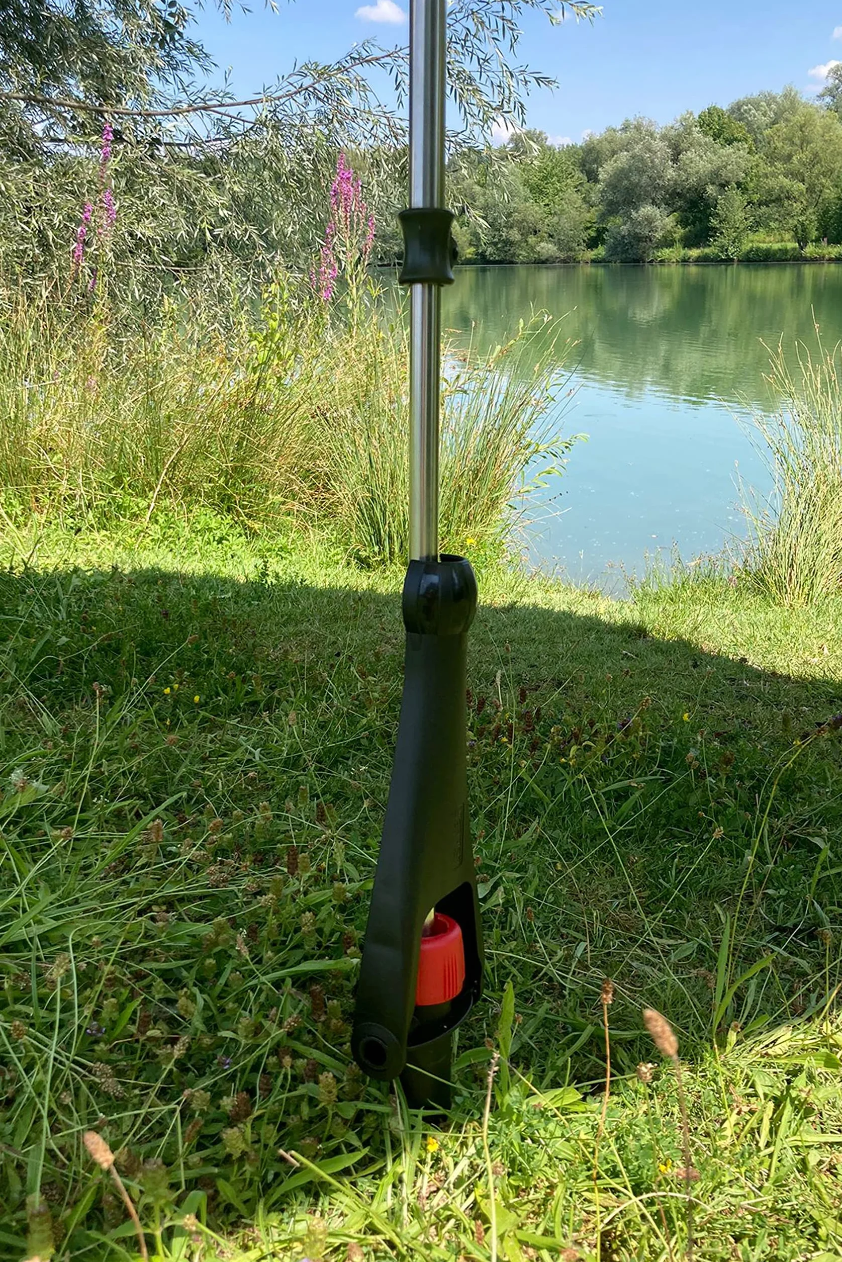 Krinner Vario Drill 20006 - Supporto per ombrellone, per Spiaggia, Terra, Prato, Giardino, Tempo Libero e Campeggio, Prodotto in Germania,