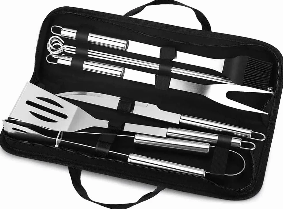 Utensili Barbecue Kit 9PCS, Set di Attrezzi per Barbecue, Posate Barbecue Grill Set di Attrezzi Barbecue Griglia di Cottura in Acciaio Inox con Pinza, Paletta, Spazzola per Grill, Spiedini, Forchetta