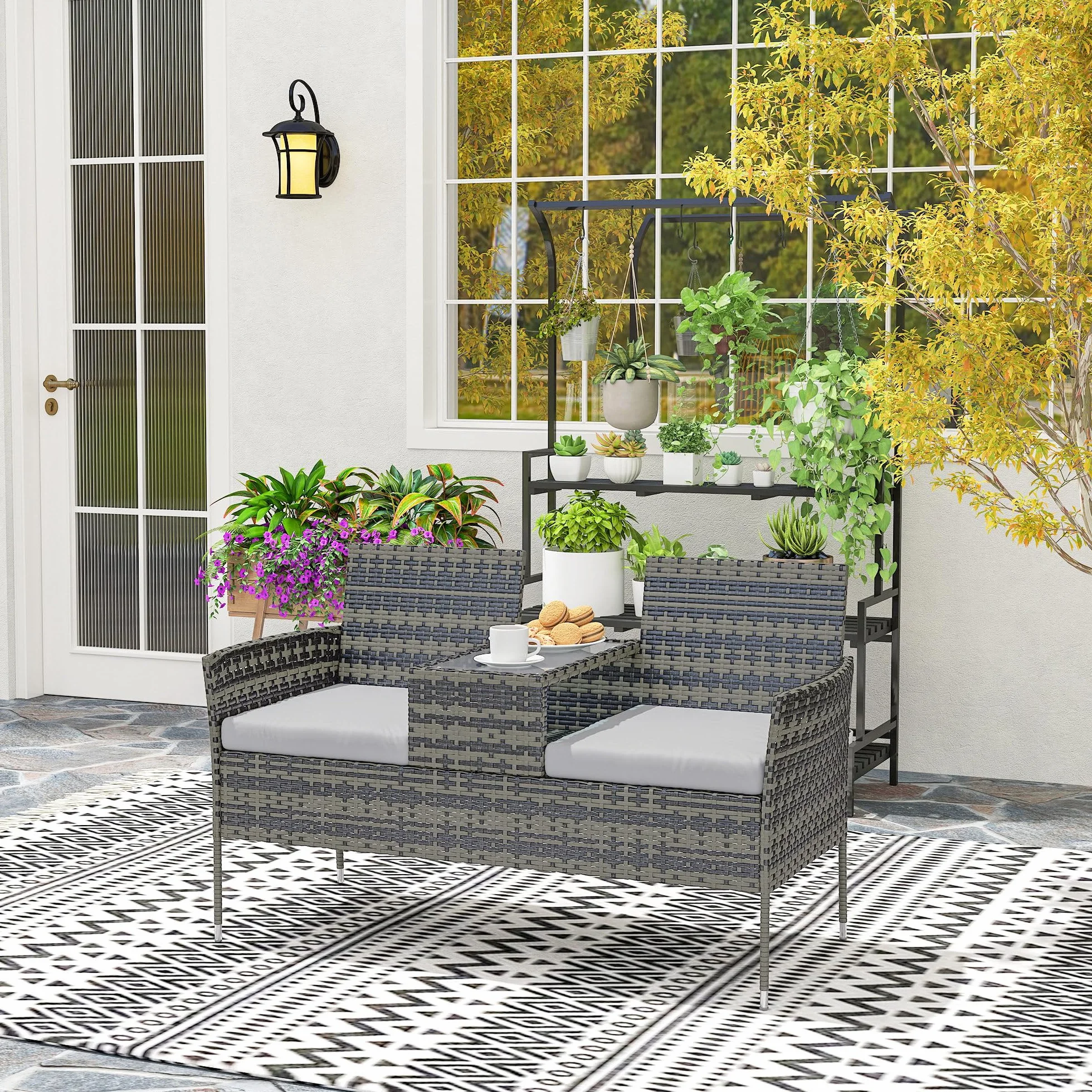 Outsunny Panchina da Giardino a 2 Posti in Rattan e Acciaio, Panchina da Esterno con Cuscini e Tavolino da Caffè Centrale in Vetro Temperato, Divano da Esterno, 135x64x81 cm, Grigio Scuro