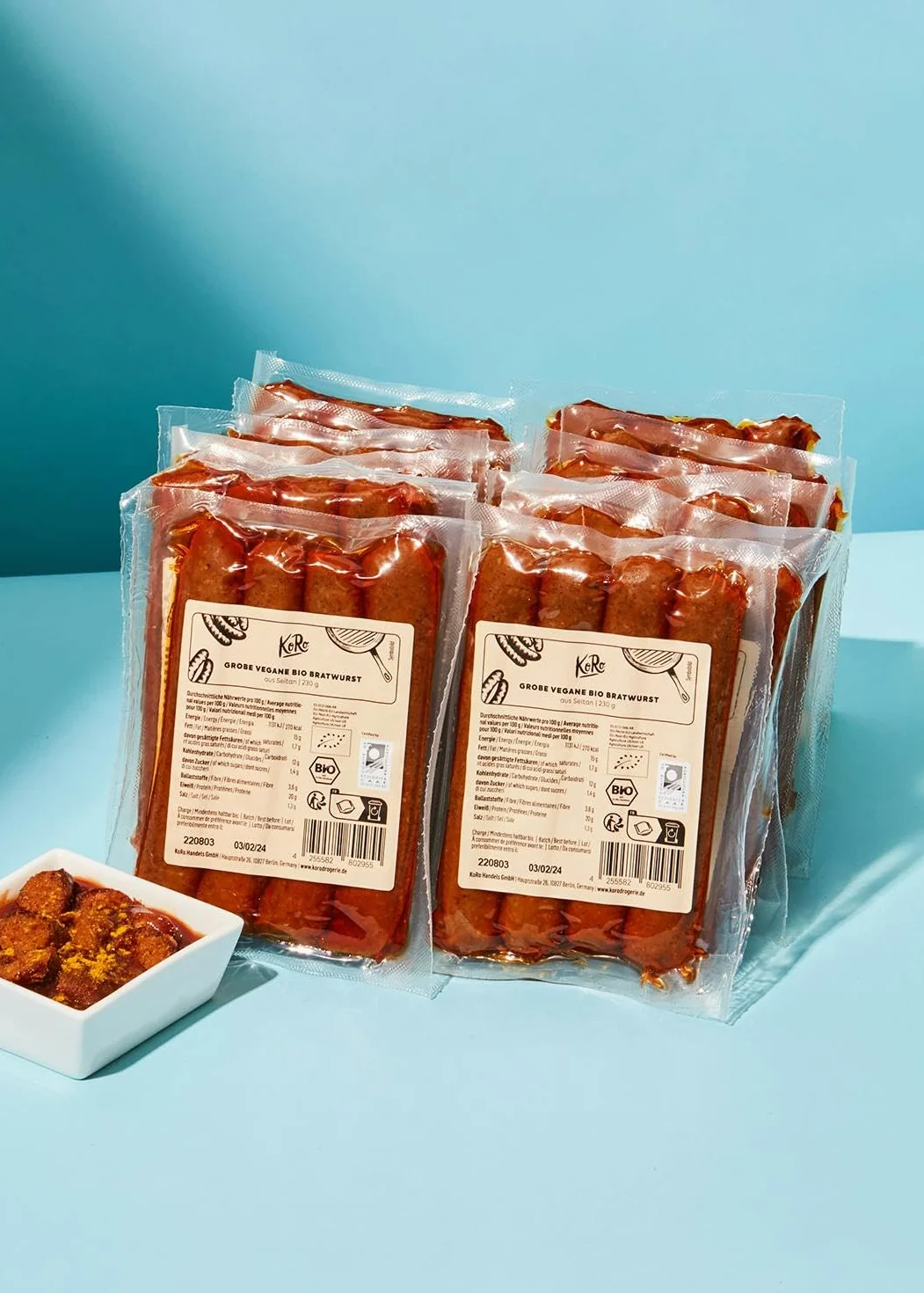 KoRo - Salsicce vegan bio 12 x 230 g - Vegetali - 100% bio - Da grigliare o in padella - Saporite e versatili