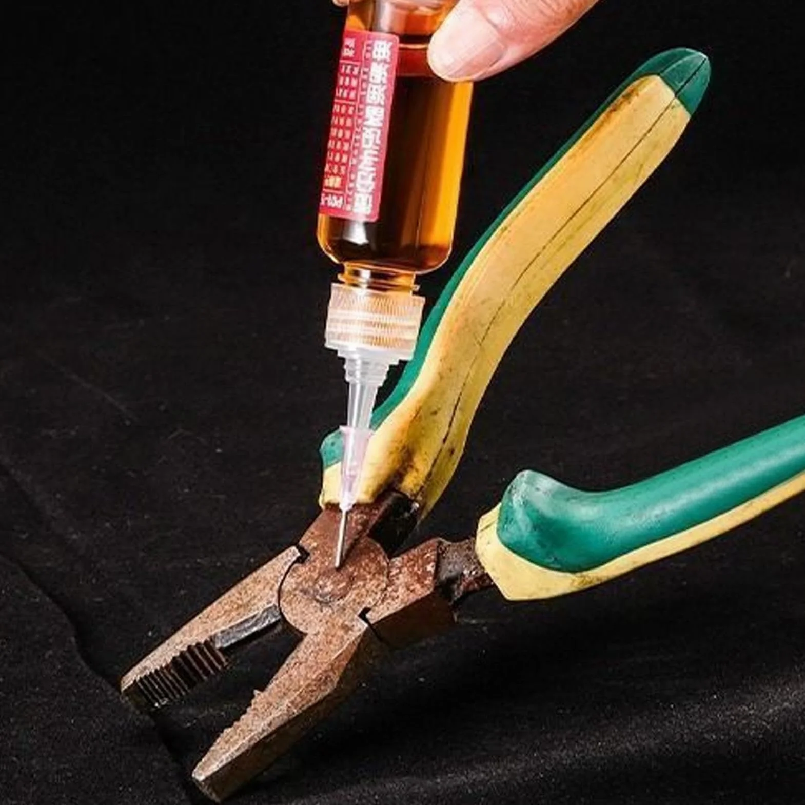 Olio per seghe a catena, barra per seghe a catena e olio per catene,Lubrificante per catene ecologico da 60 ml ad alte prestazioni per - Detergente per catene, forniture domestiche multiuso