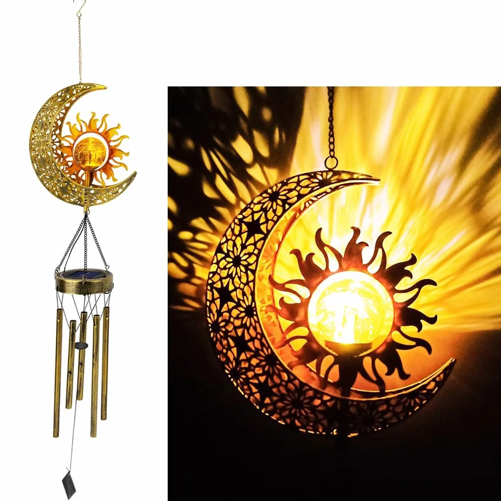 Carino solare alimentato sole e lune vento campana luce decorativa, ferro arte sole e lune vento campana, un regalo portatile a LED luce decorativa all'aperto per gli amici.