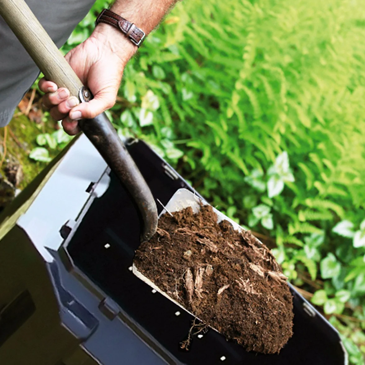 DEUBA Compostiera 1600L 261x72x83cm Compostaggio Veloce Resistente alle Intemperie