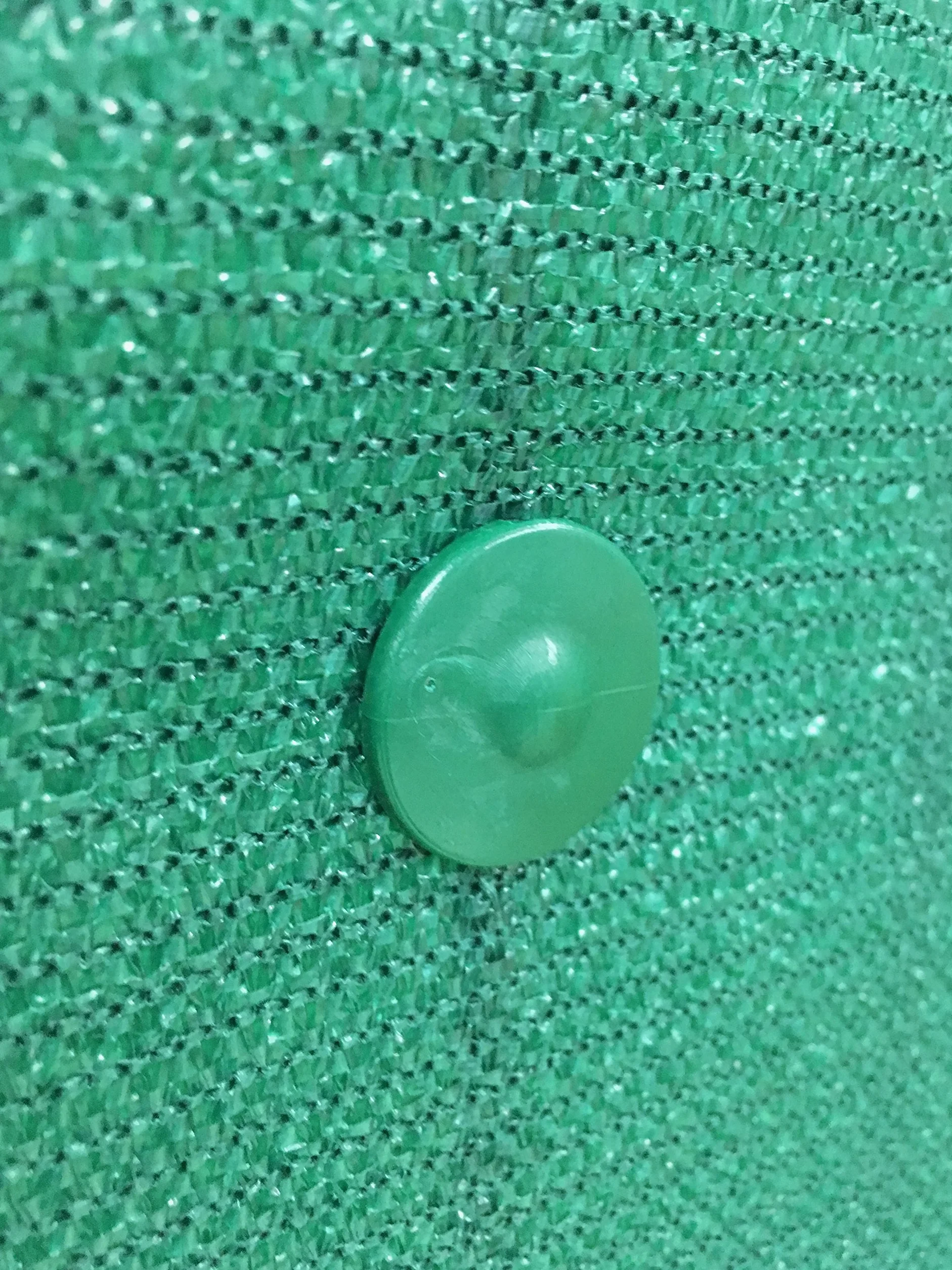 Clips di Fissaggio GRIPNET trattati Anti-UV per Rete frangivista su pannello di recinzione (Diametro fili 5 mm) | Lotto di 30 pezzi, Colore Verde