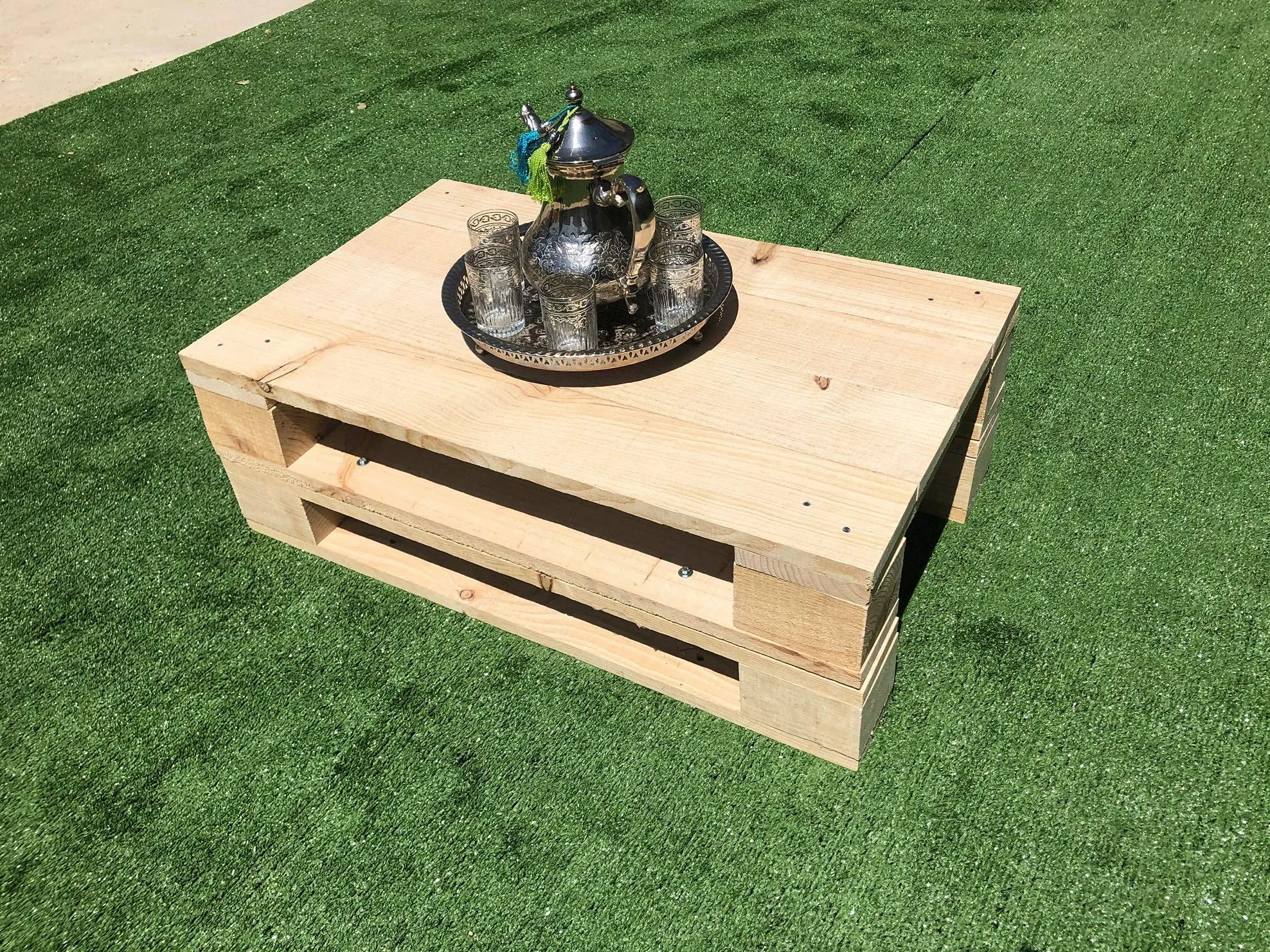 Tavolo da salotto con pallet nuovi, tavolo vintage, rustico