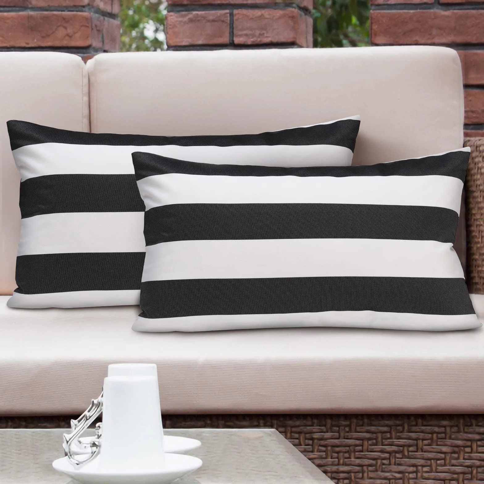 Lewondr Fodere Impermeabili per Cuscini da Esterno, 2 Pezzi Fodera per Cuscino a Righe Rettangolare per Divano da Esterno Veranda Casa di Campagna Giardino Balcone, 30X50cm, Nero Grigio + Bianco
