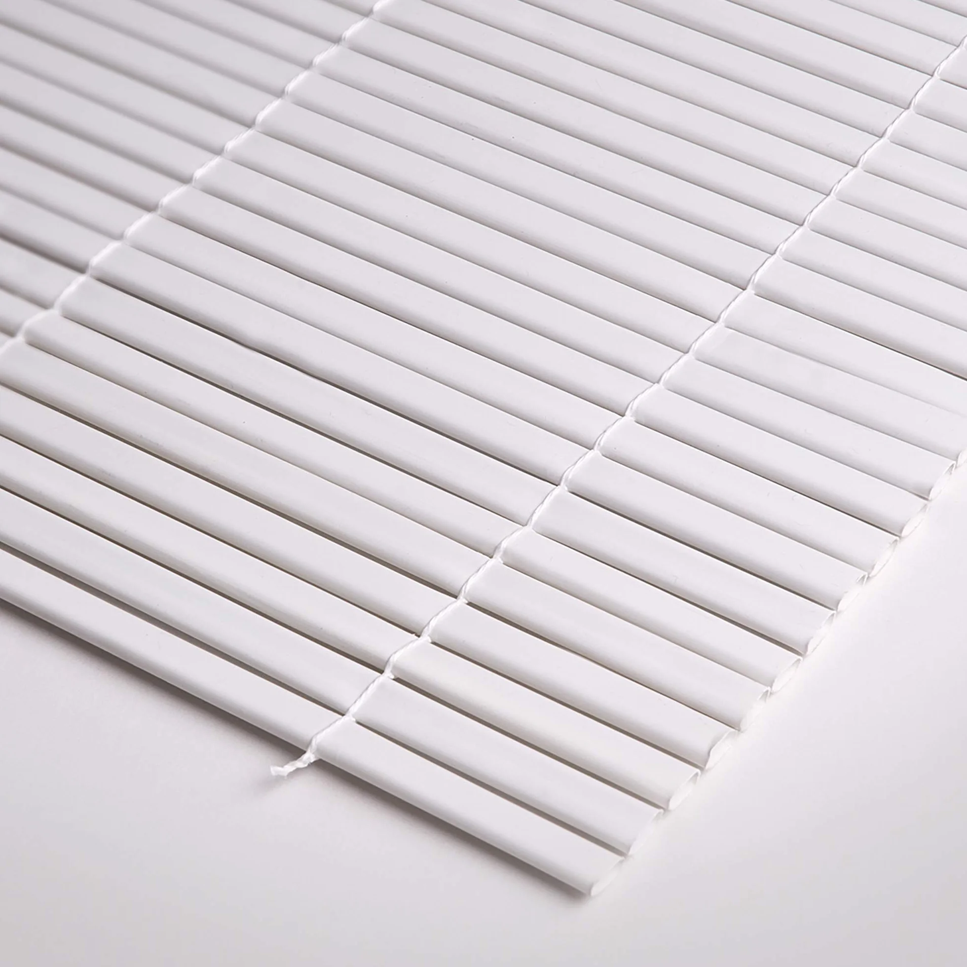 TENAX Colorado 1,00x5 m Bianco, Canniccio Sintetico a Canne Intere da 7mm, Schermante Frangivista in PVC per Giardino, Balcone e Terrazza