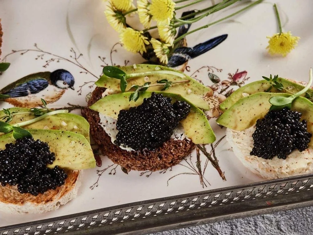 Caviale Nero 50g | Caviale di storione | Caviale di pesce | Caviale Malossol | Brand: Caviale TSARINE | Sapore delicato con un finale unico