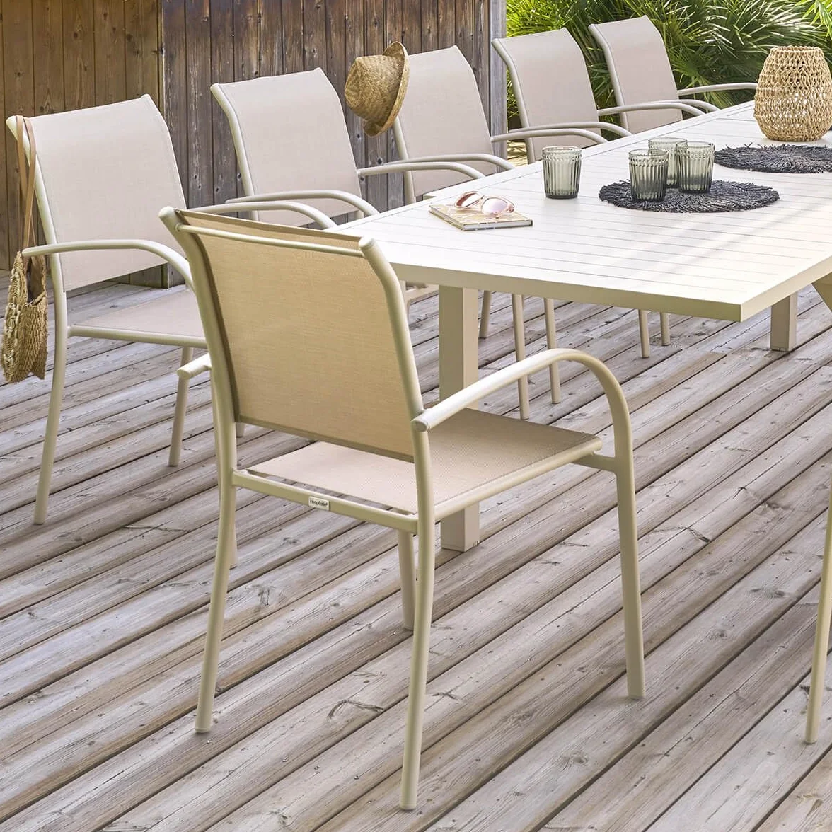 Hespéride - Silla de jardín apilable Piazza, de Lino y Arcilla, Resistente a la corrosión, Ligera, fácil de guardar, para Patio y balcón